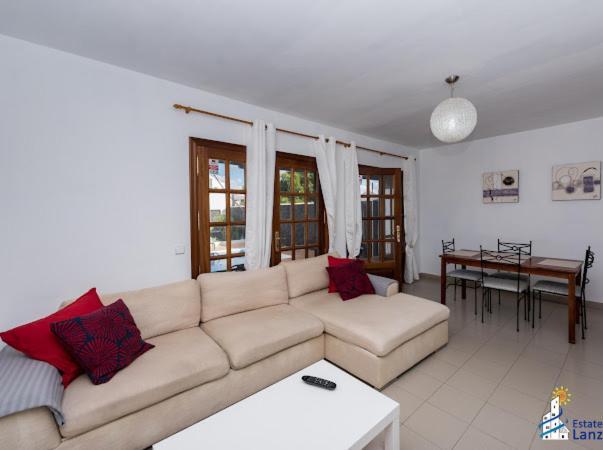 Villa Oasis Playa Blanca  Exterior photo