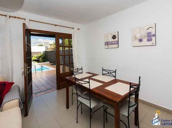Villa Oasis Playa Blanca  Exterior photo
