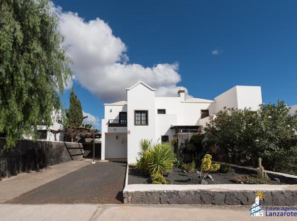 Villa Oasis Playa Blanca  Exterior photo